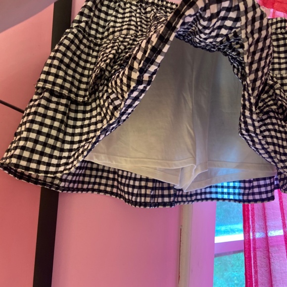 Wild Fable Gingham Shorts Black/White Seersucker Elastic High Waist Women’s - Picture 2 of 3